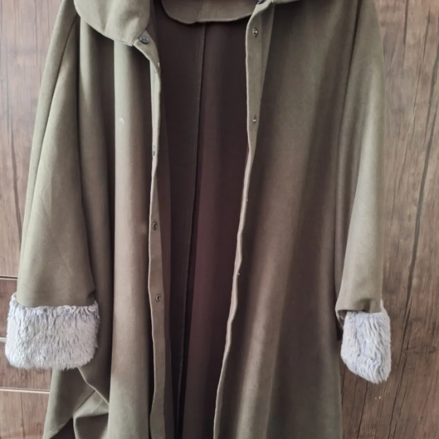 پالتو دخترانه و زنانه