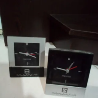 ساعت رومیزی