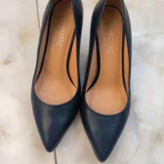 کفش پاشنه بلند