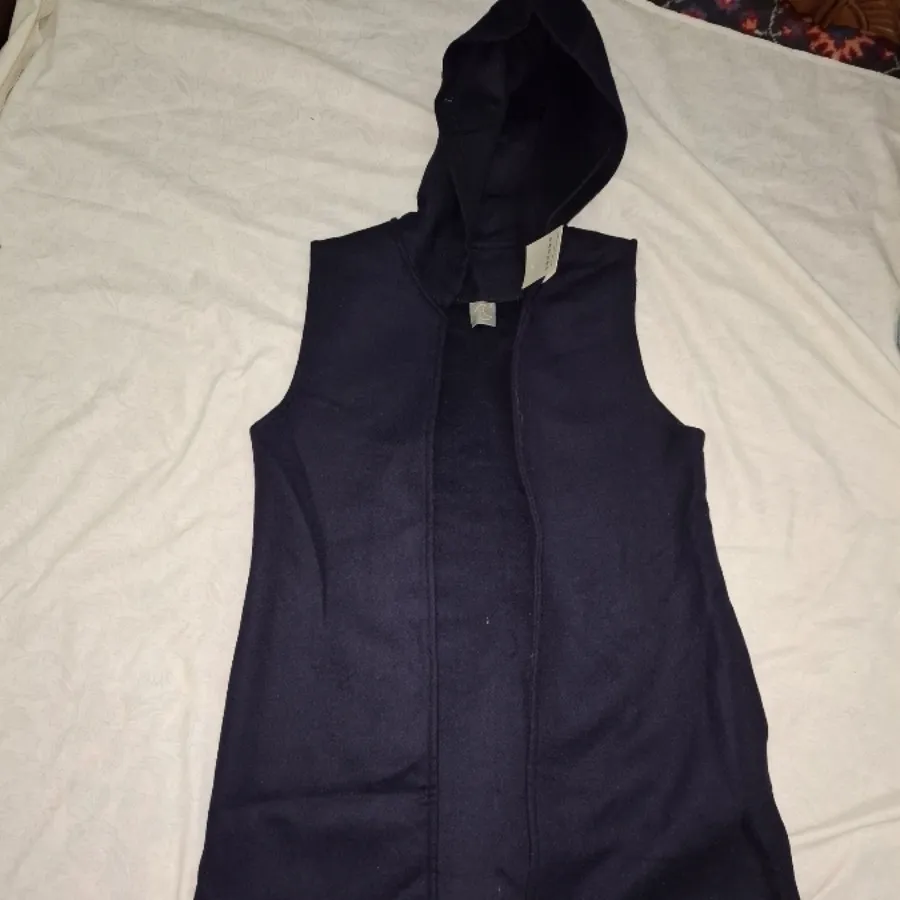 پافر کلاه دار سورمه ای