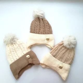 کلاه بافت گوشدار