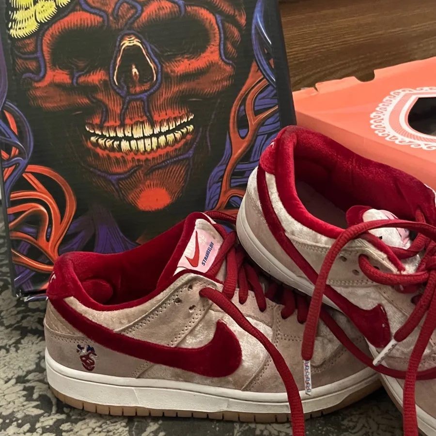 کفش نایکsb مدل strangelov