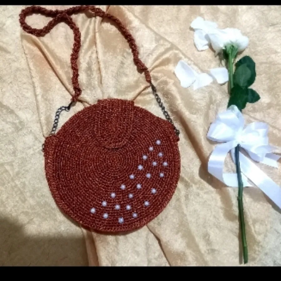 کیف گرد مکرومه