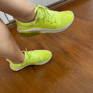 کتونی زنونه