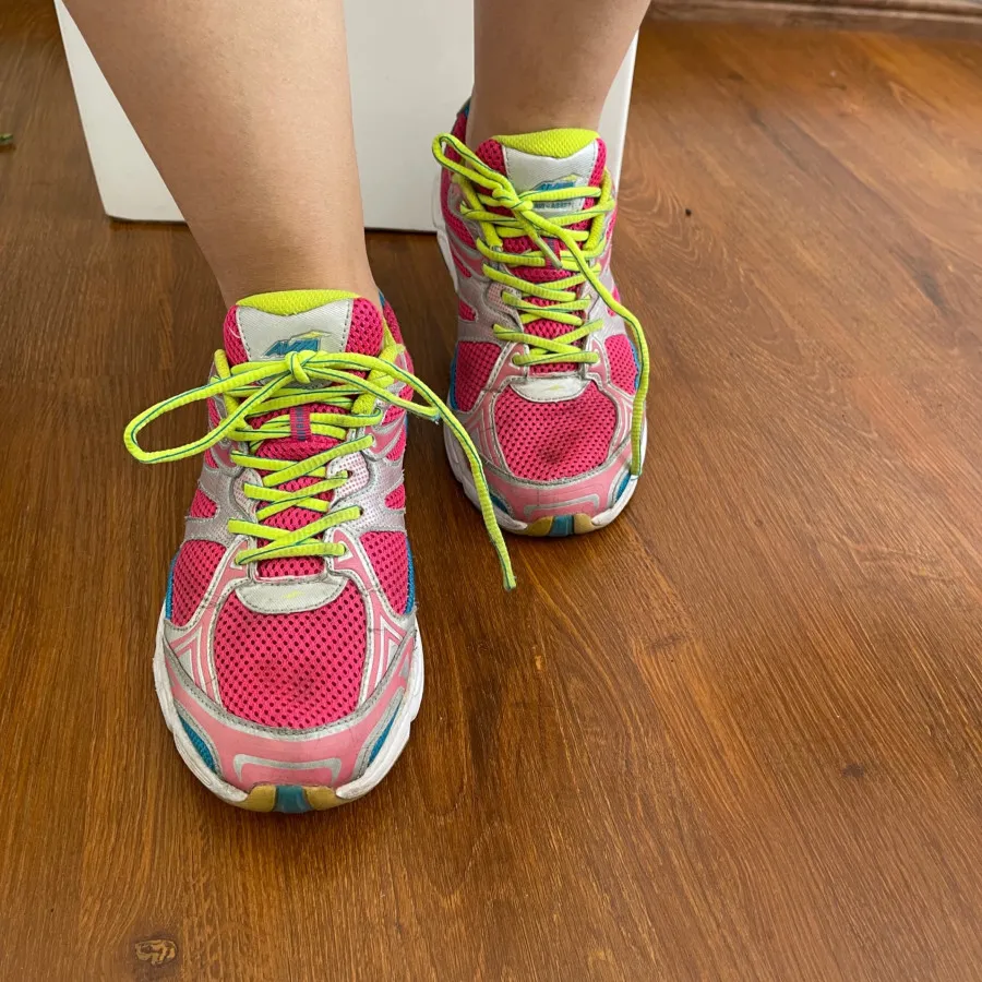 کتونی زنونه