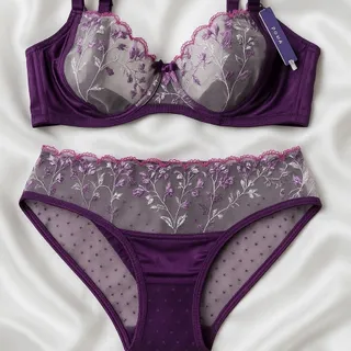 ست شورت و سوتین بنفش ??