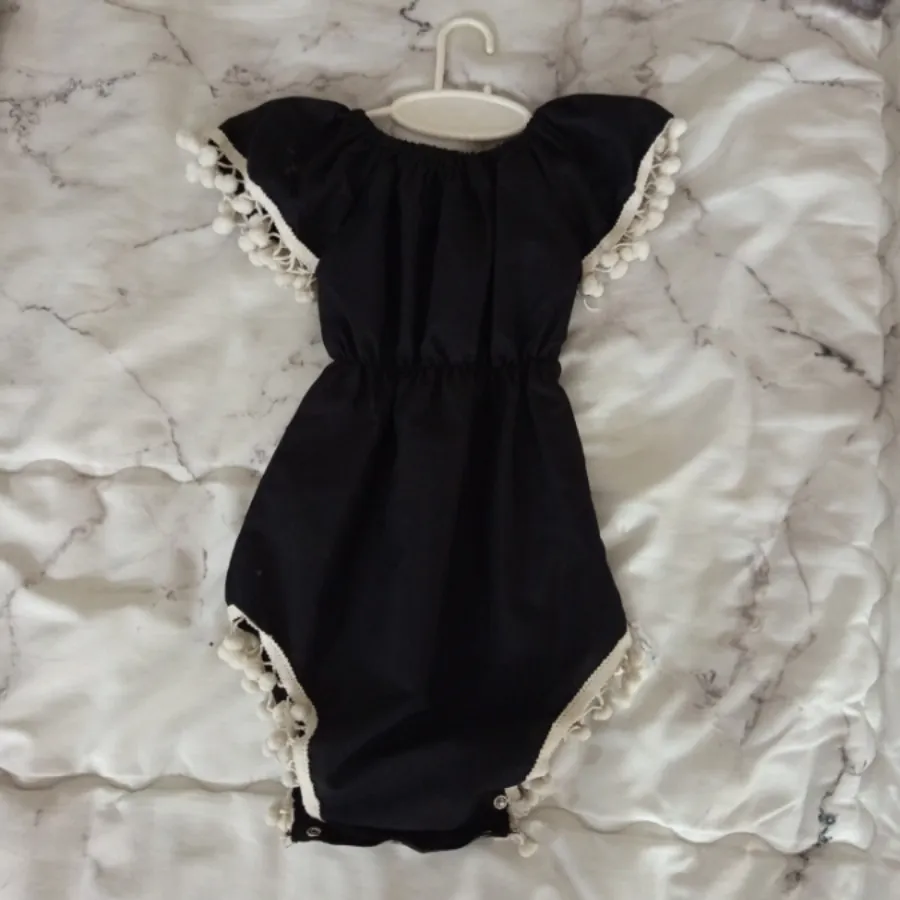 بادی( زیر دکمه دار)