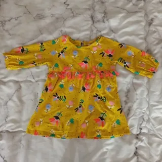 پیراهن دخترانه