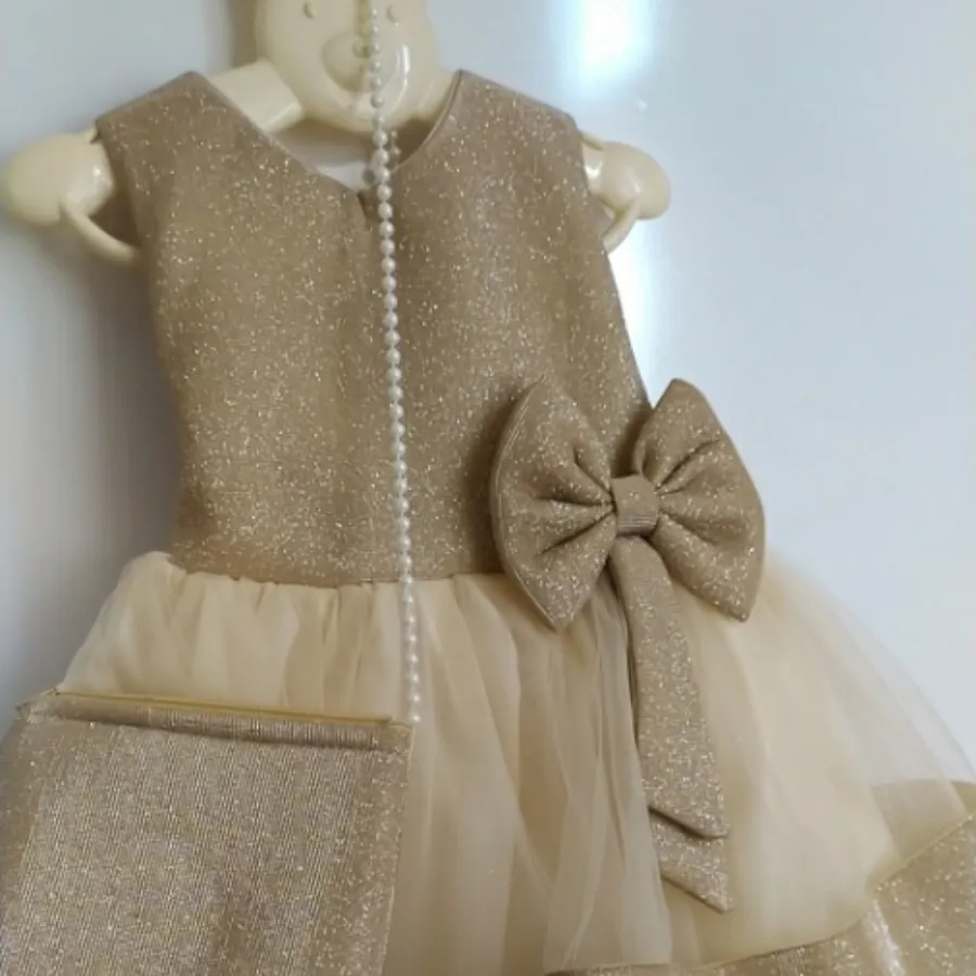 پیراهن دخترانه