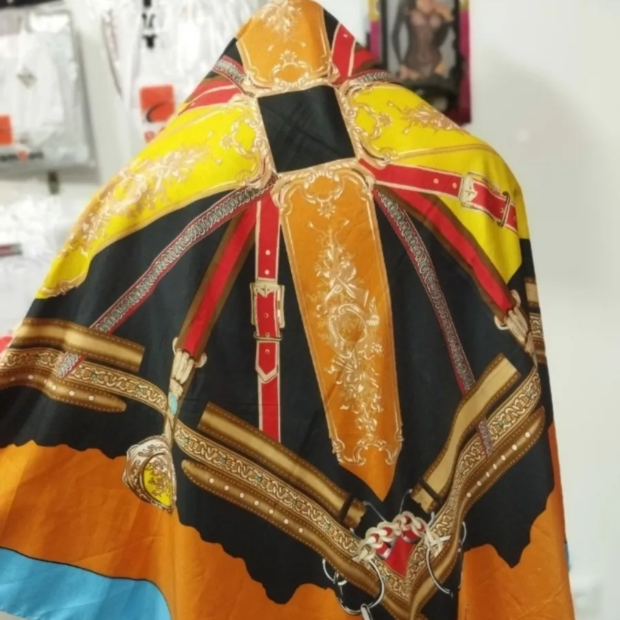 روسری طرحدار زنانه