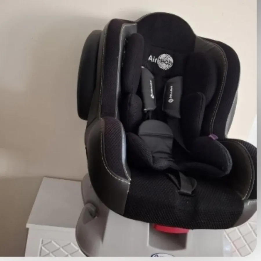 صندلی ماشین کودک