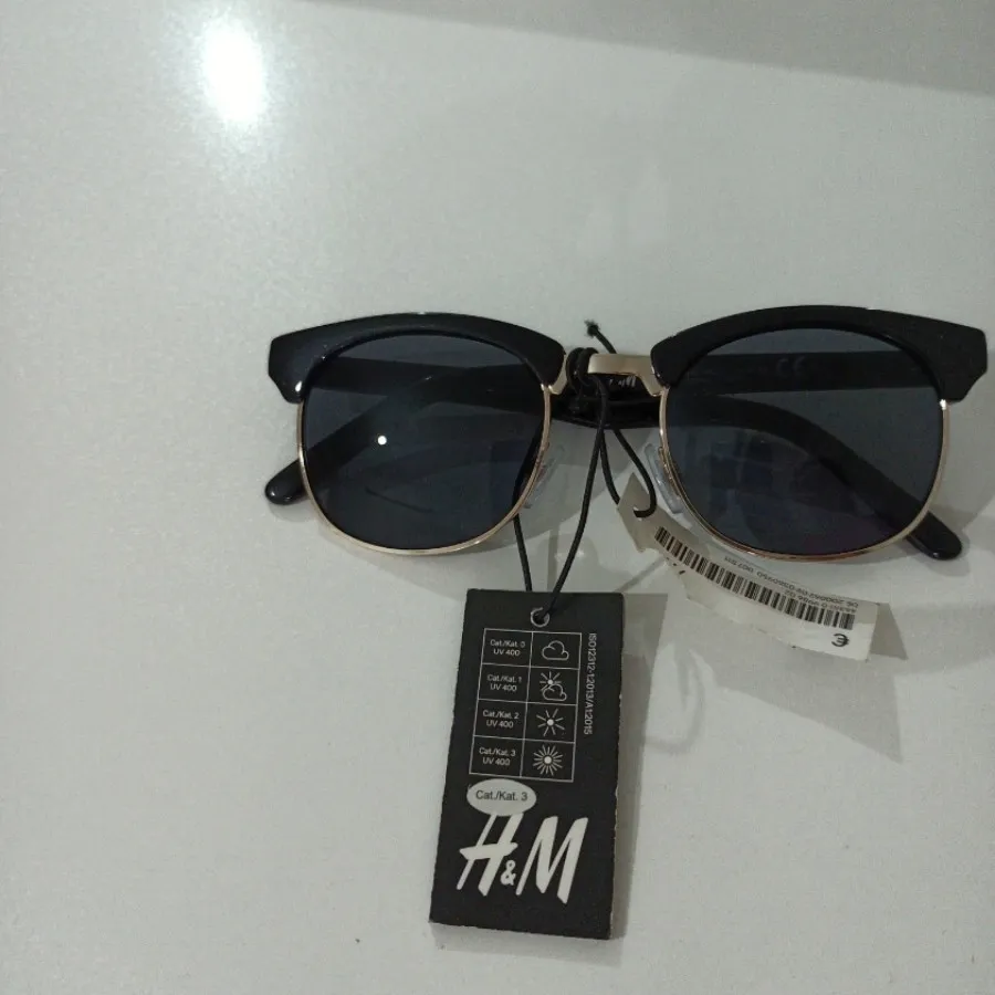 عینک آفتابی H&M