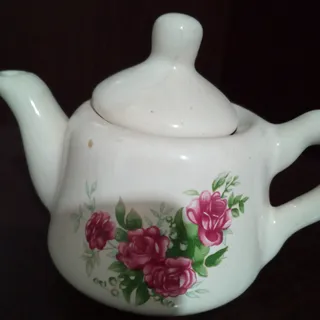 قوری گلسرخی