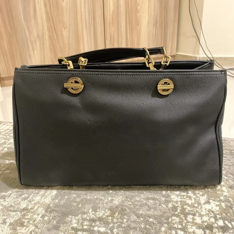 کیف CHARLES & KEITH