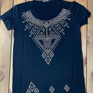 تی شرت مشکی