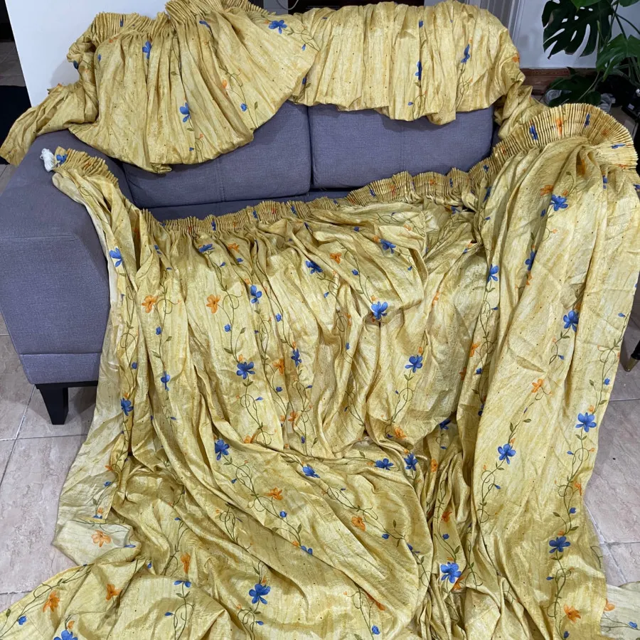 پرده با والن