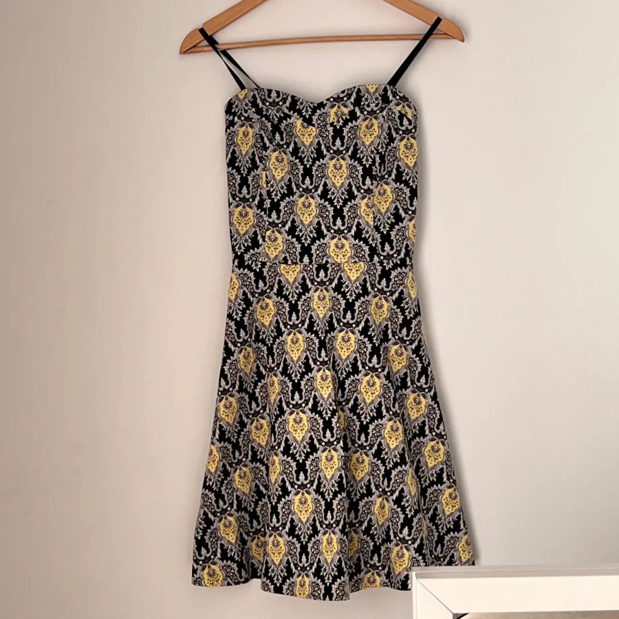 پیراهن عروسکی دکلته