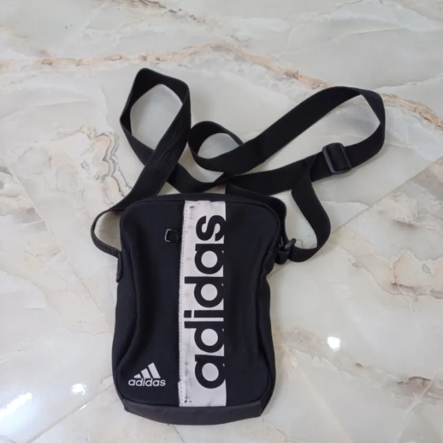 کیف ادیداس اورجینال