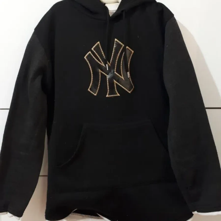 هودی پسرانه