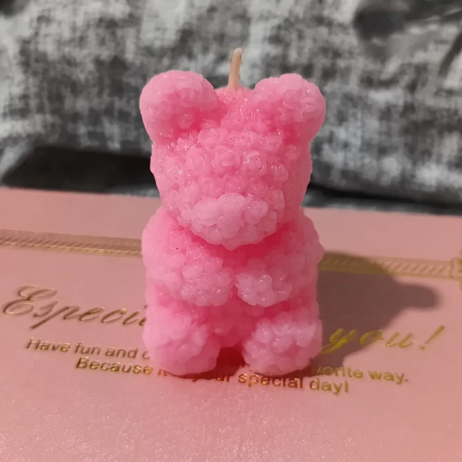 شمع خرس طرح گل رز صورتی