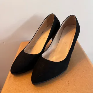 کفش پاشنه دار