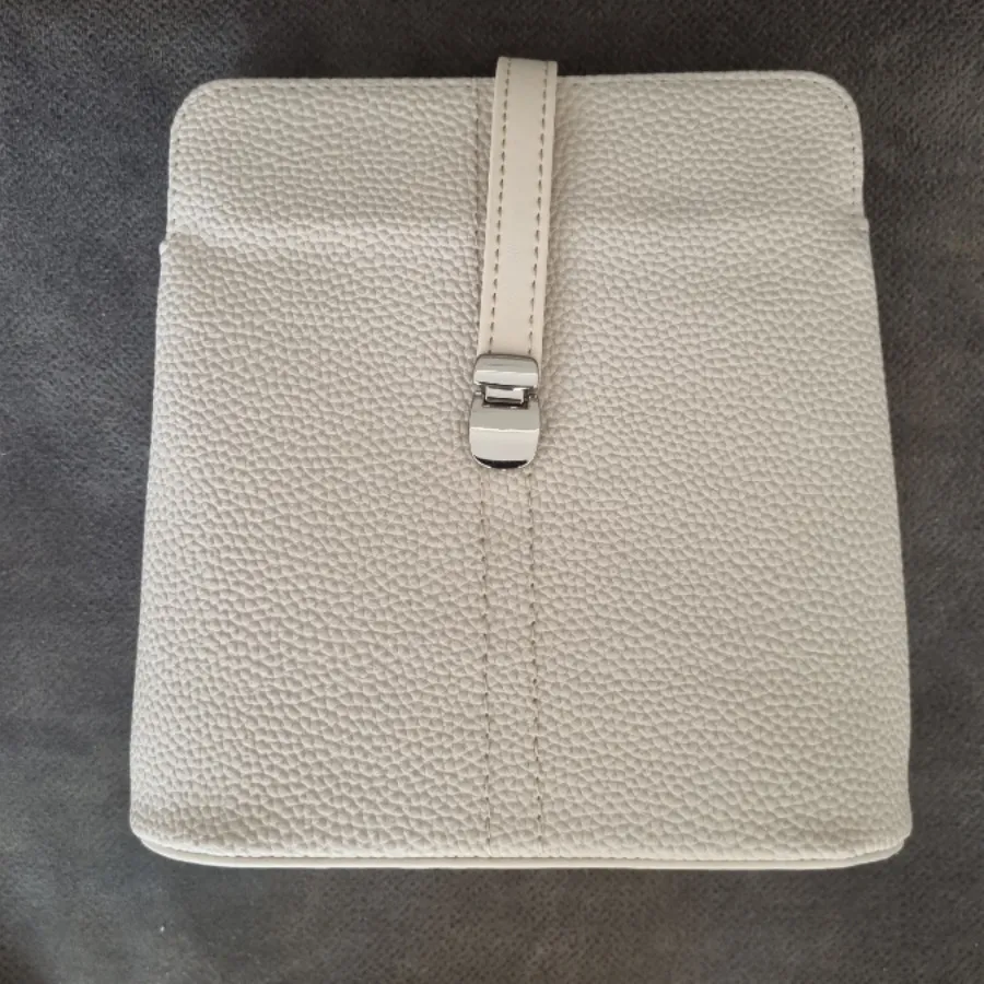 کیف کرمی مجلسی