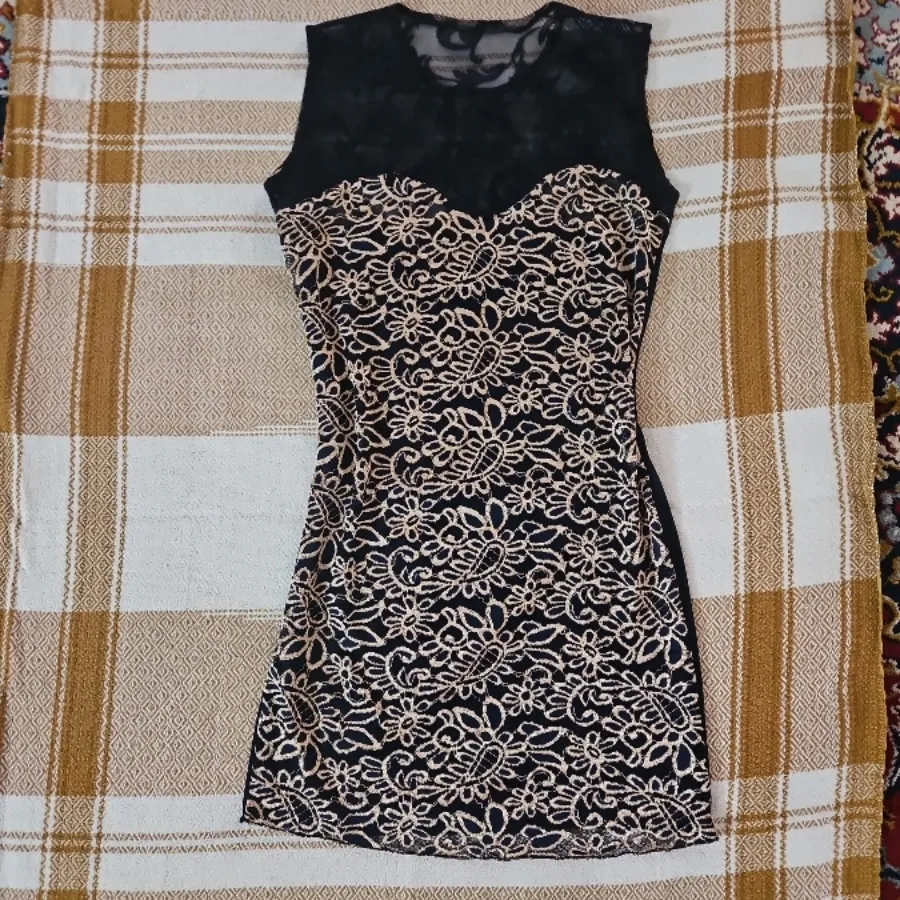 پیراهن دخترانه