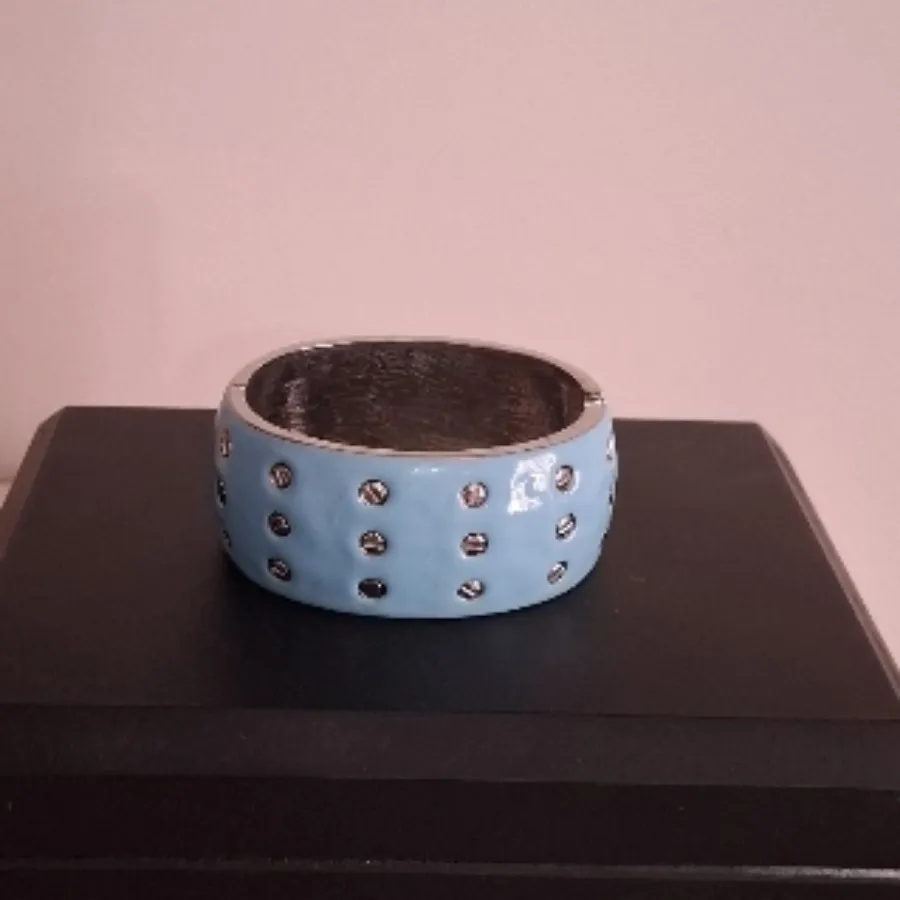 دستبند زنانه