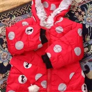 کاپشن بچه‌ گانه