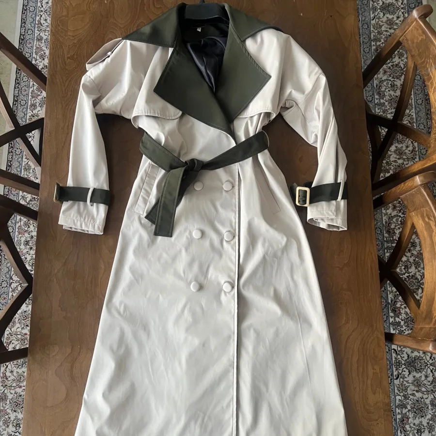 بارانی بلند بژ