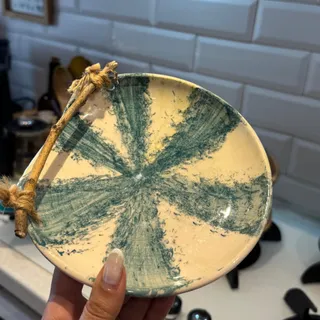 شیرینی خوری