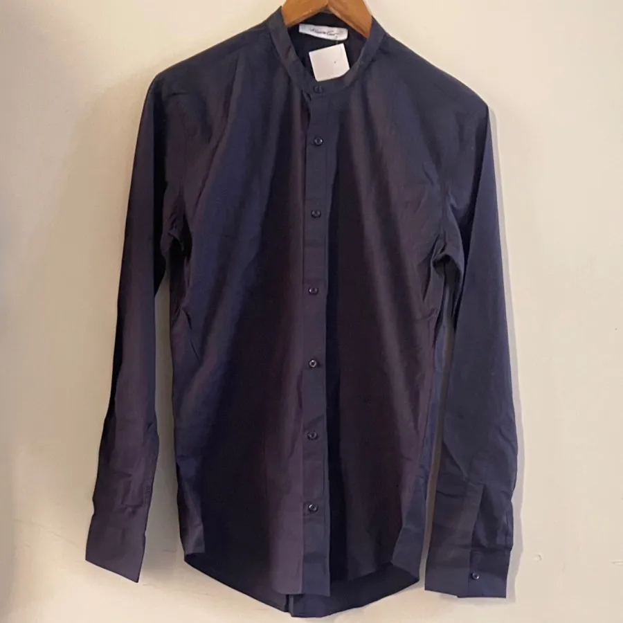 پیراهن مردانه