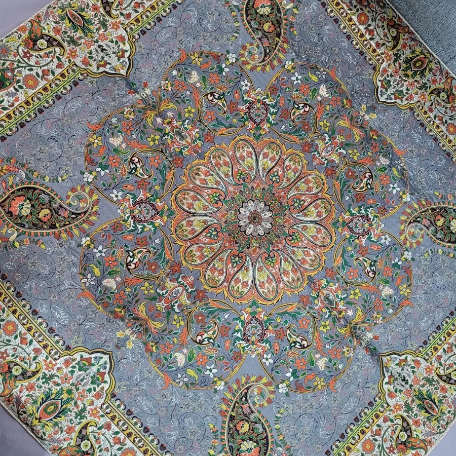 رومیزی سنتی