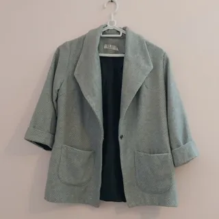 کت زنانه و دخترانه