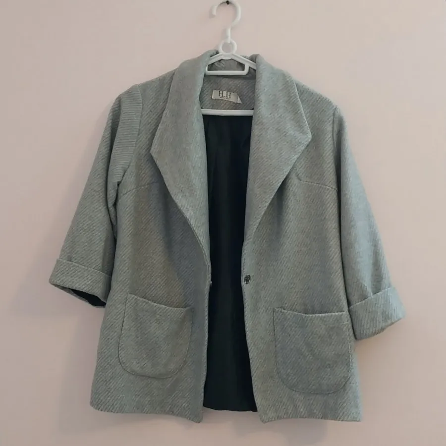 کت زنانه و دخترانه