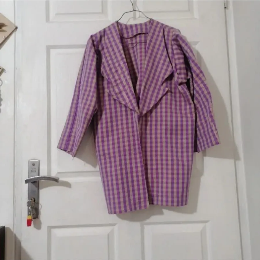 پالتو کتی چهارخونه