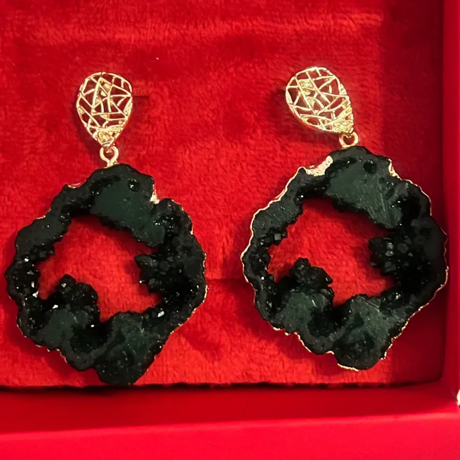 گوشواره سنگی سبز زمردی