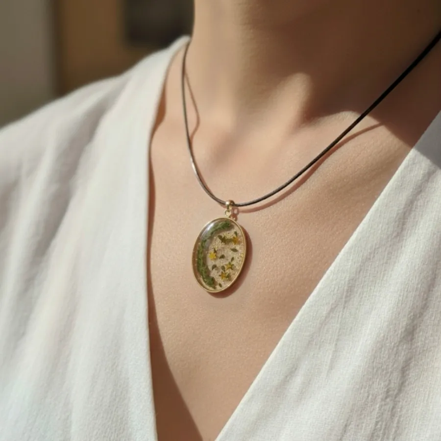 گردبند گل طبیعی