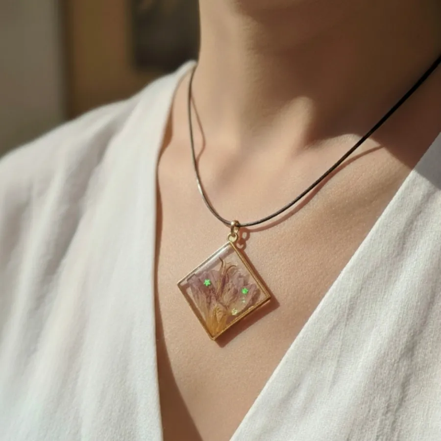 گردبند گل طبیعی