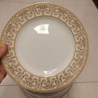 چینی زرین مهرکرم