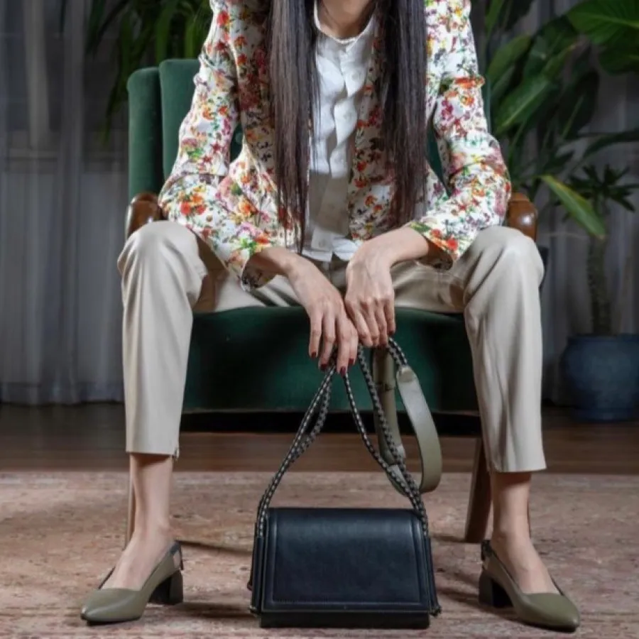 کیف بوفالو سفید