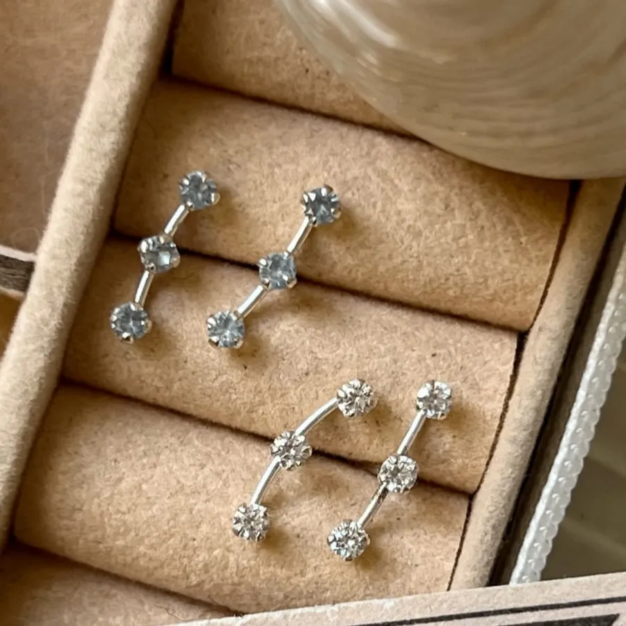 گوشواره نقره نگین دار