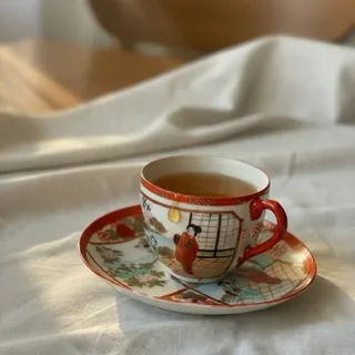 فنجان نعلبکی قدیمی