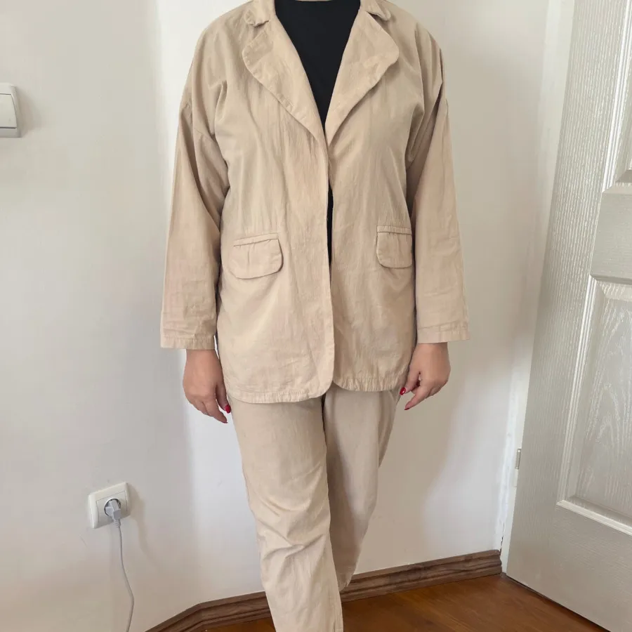 کت وشلوار زنونه