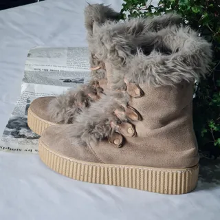 بوت خزدار کرم