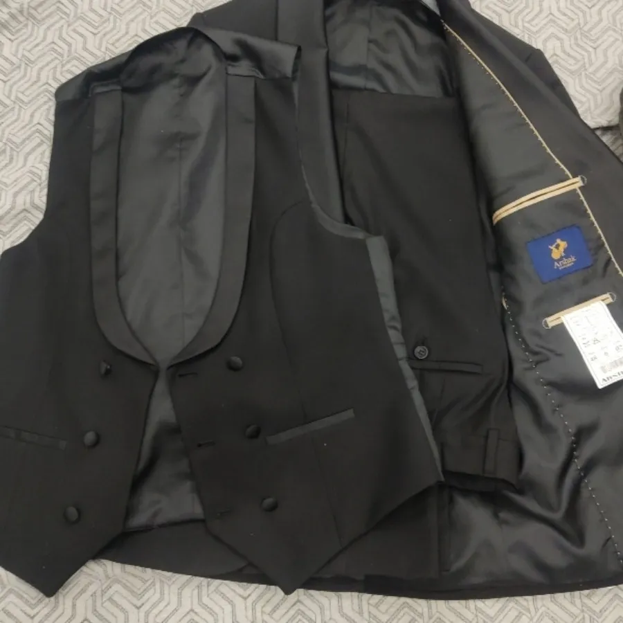 کت و جلیقه شلوار