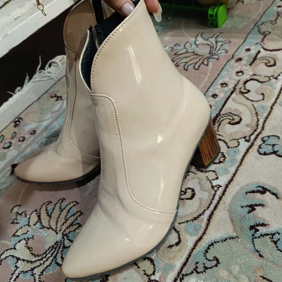 بوت کرمی پاشنه چوبی