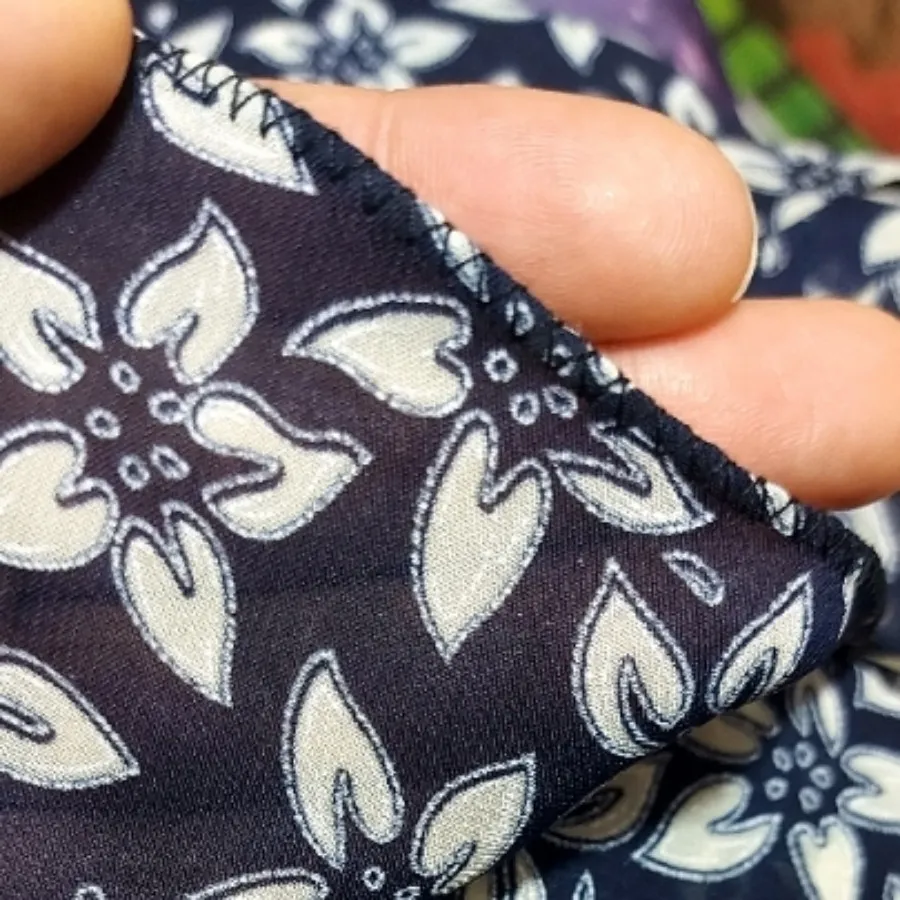 چادر سورمه ای