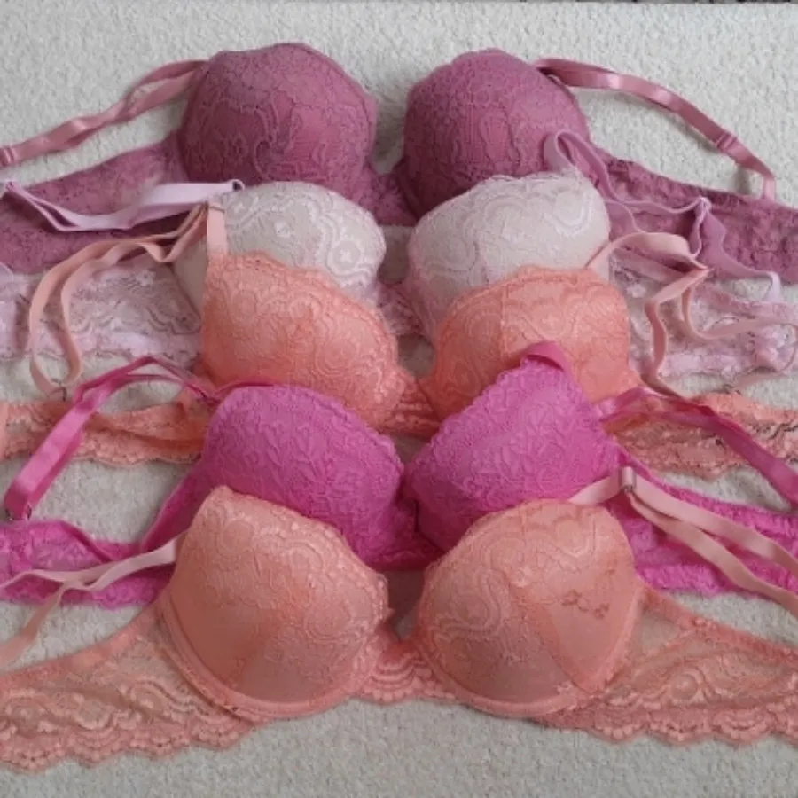 سوتین اسفنجی سایز کوچک