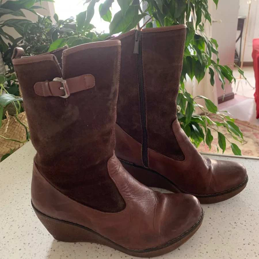 بوت چرم وجیر